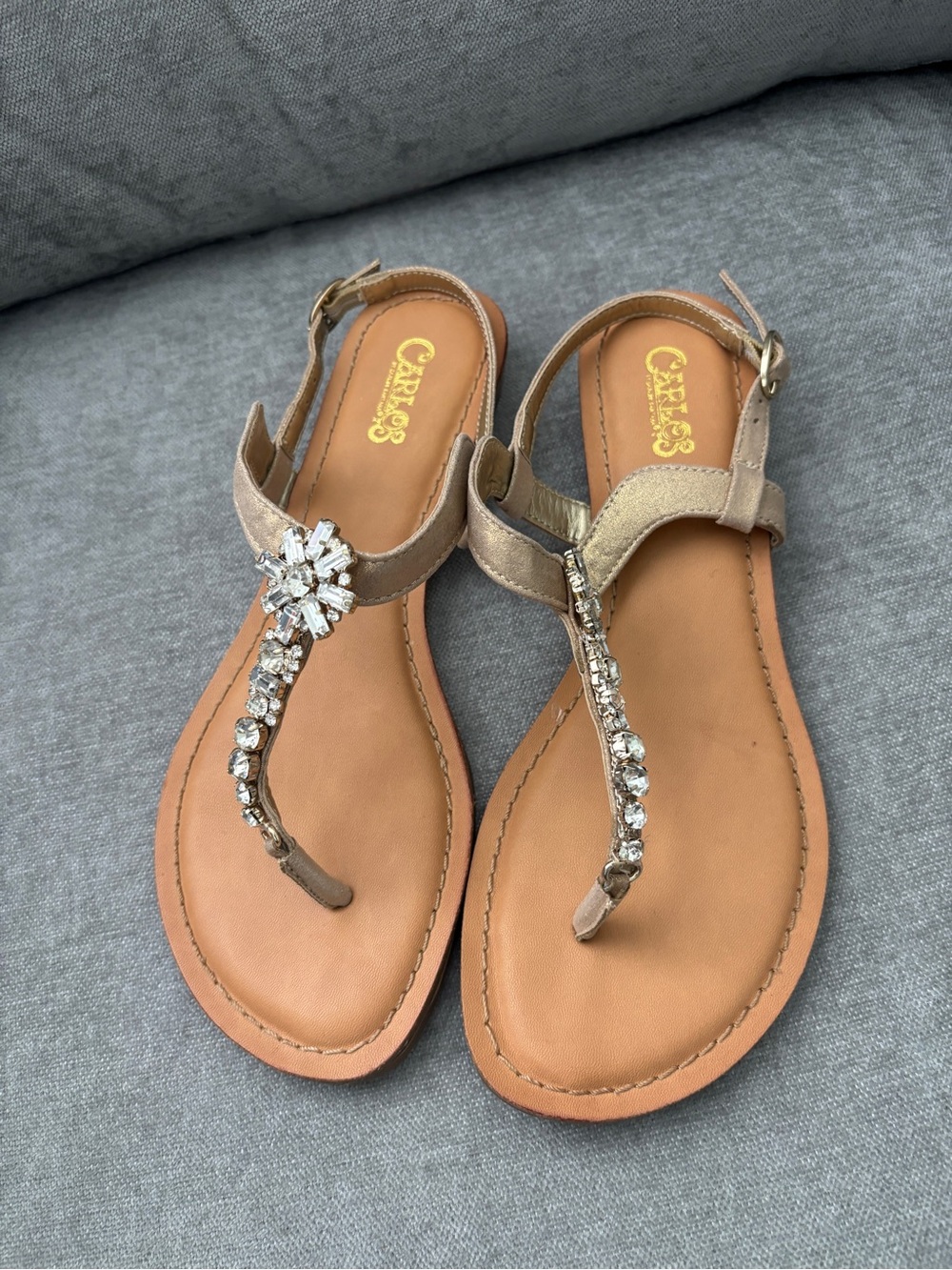 Carlos Santana Nude/Tan Jeweled T-Strap Sandals NWOT- Size 7